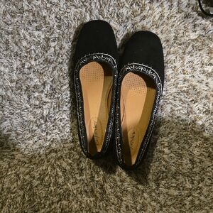 Comfortview Black Flats with White Detailing